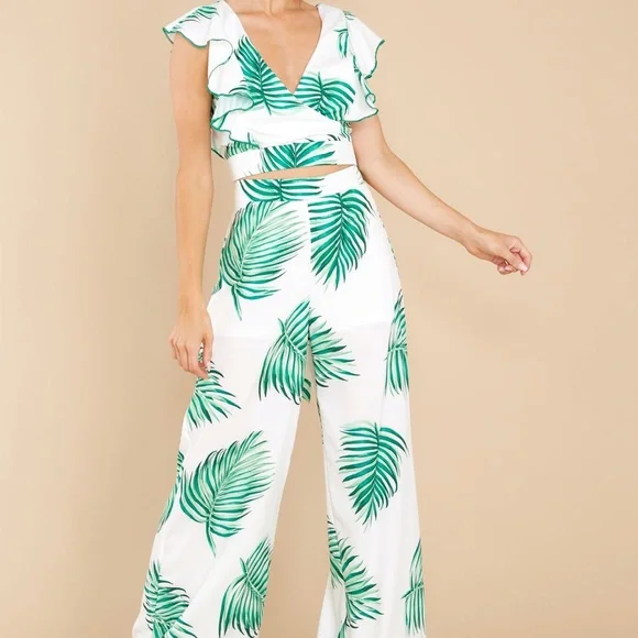 Palm Print Two Piece Set LIKE NEW - Picture 3 of 4